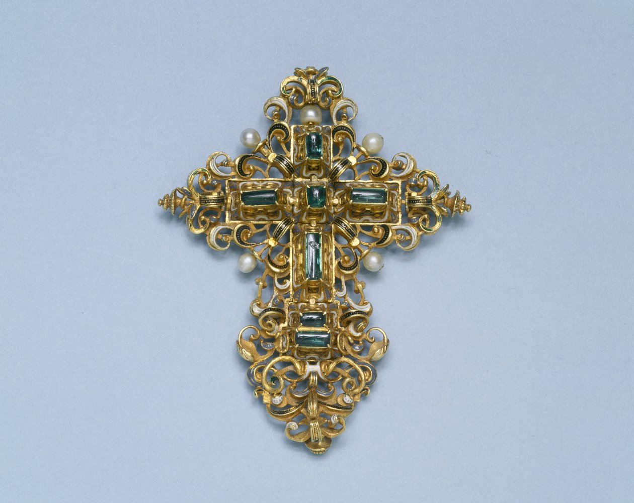 Haç Kolyesi, 1550-1600 by Spanish School