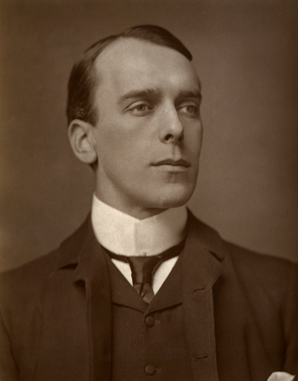 ES Willard, İngiliz aktör, 1883 by St James