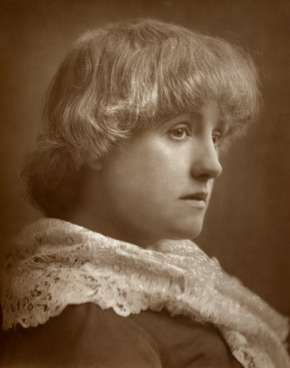Mary Eastlake, İngiliz aktris, 1883 by St James