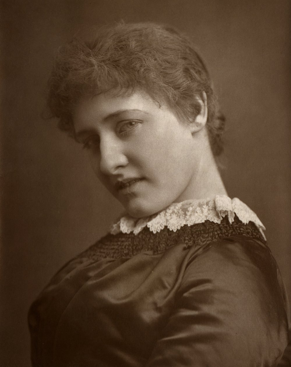 Mary Rorke, İngiliz aktris, 1884 by St James
