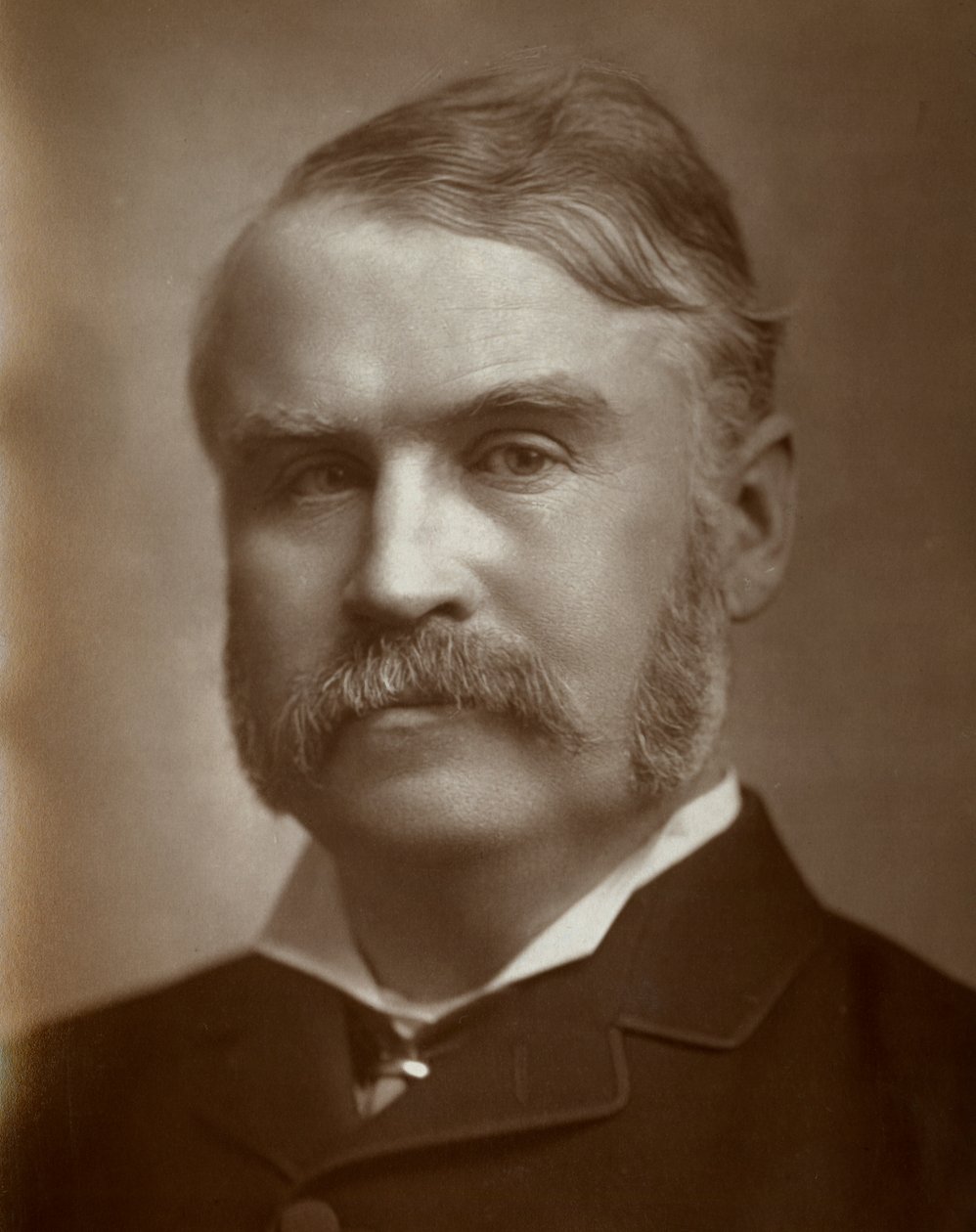 William Schwenck Gilbert, İngiliz sanatçı, librettist, oyun yazarı ve yazar, 1883 by St James