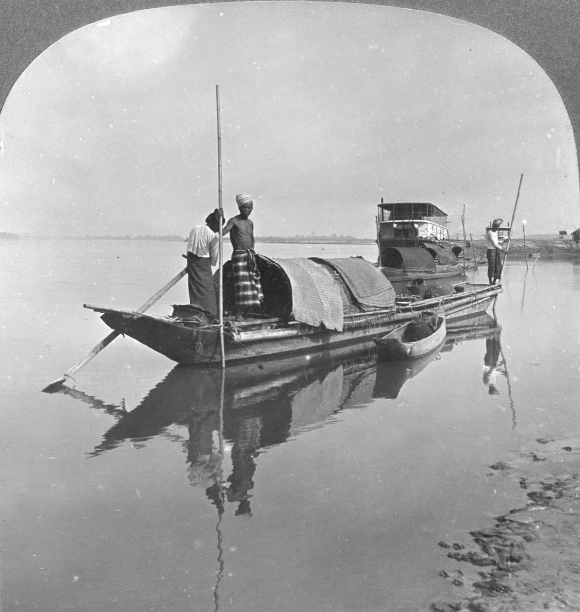 Irrawaddy Nehri üzerinde Birmanya teknesi, Burma, 1908 by Stereo Travel Co