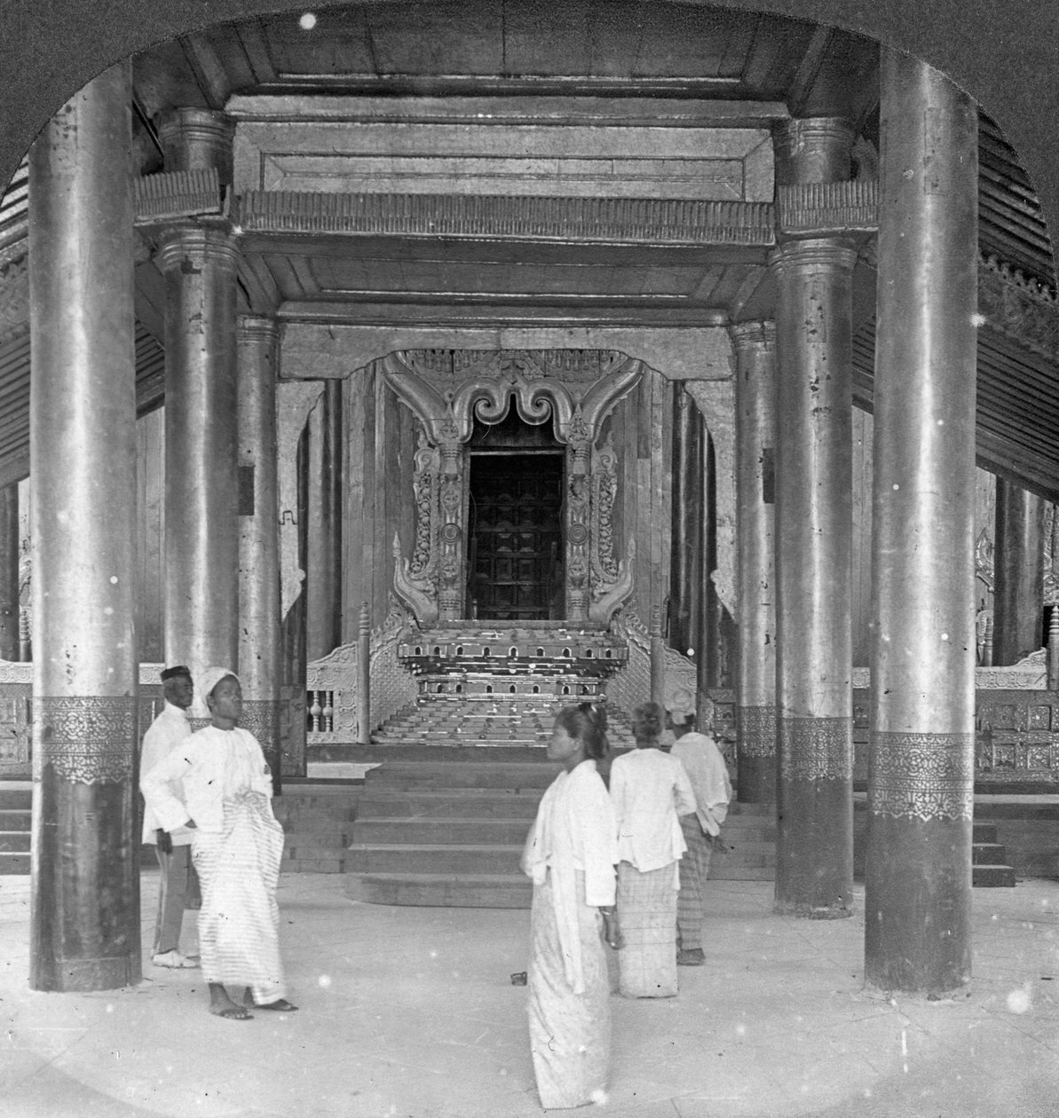 Aslan Taht, Kraliyet Sarayı, Mandalay, Burma, 1908 by Stereo Travel Co