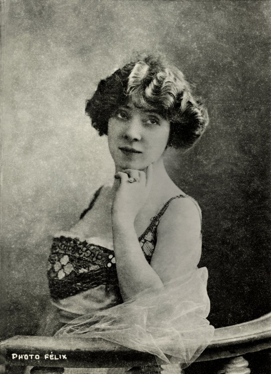 Fransız sanatçı Amelie Dieterle