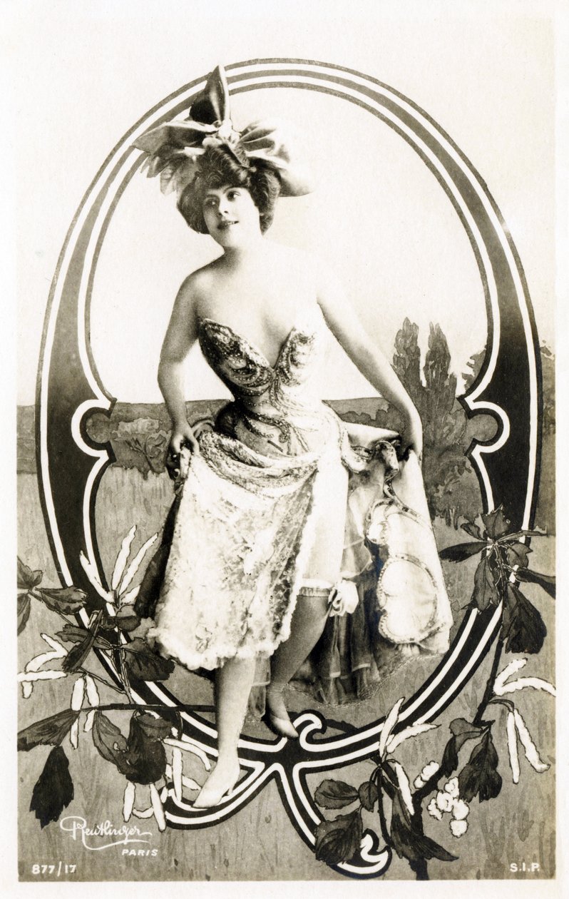 S: Marcelle Yrven, Fransız aktris - Tiyatrolar: Palais Royal, Folies Dramatiques, Paris - Kartpostaldaki alfabe by Studio Reutlinger