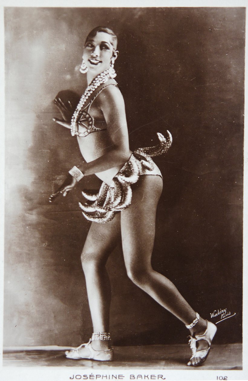 Sanat. Eğlence. Folies Bergeres, Paris'teki Josephine Baker. Fotoğraf: Walery, Fransa, 1925-30 dolayları (fotoğraf) by Studio Walery