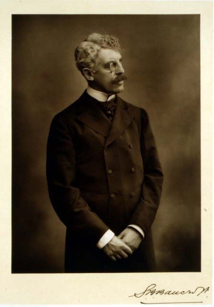Sir Squire Bancroft (1841-1926), aktör ve tiyatro yöneticisi, portre fotoğrafı (s/b fotoğraf) by Studio Walery