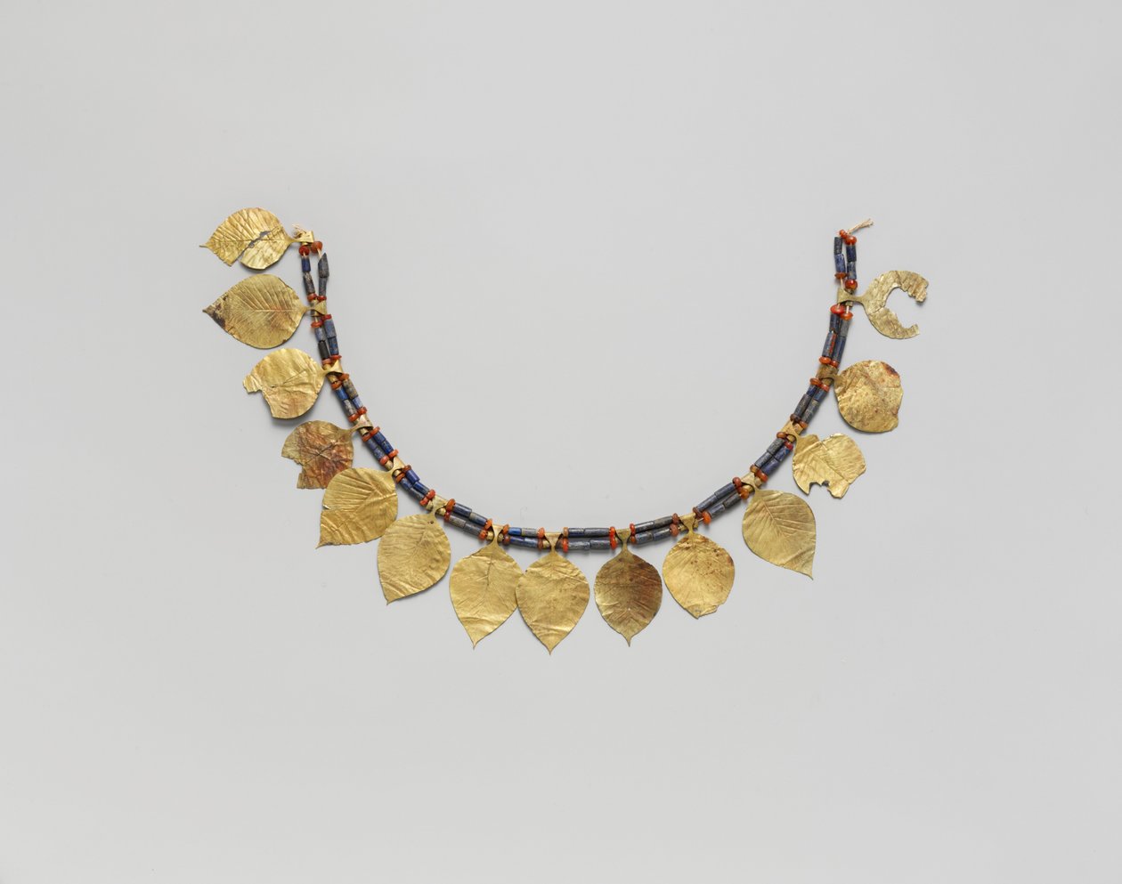 Headdress, MÖ 2600–2500 (altın, lapis lazuli ve carnelian) by Sumerian Sumerian