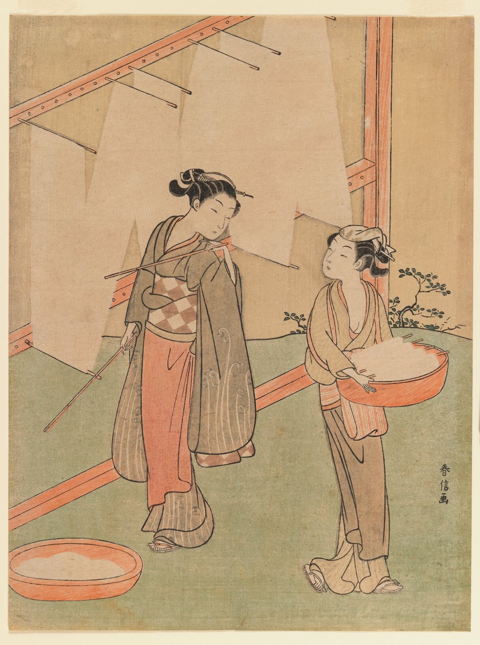 Genç kız ve hizmetçi güzel Japon eriştelerini kurutuyor, c.1766 (renkli tahta baskı) by Suzuki Harunobu