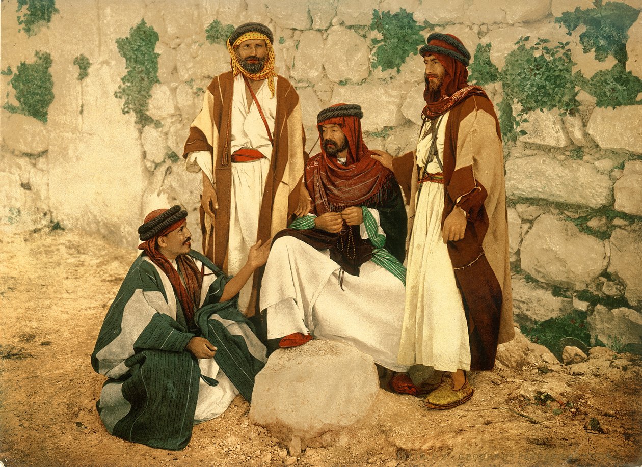 Siloam'da tartışan köylü grubu, Kudüs, c.1880-1900 (fotokrom) by Swiss Photographer