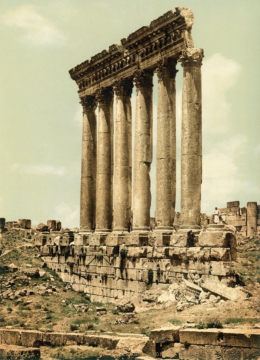 Jüpiter Tapınağı Peristilleri, Baalbek, c.1880-1900 (fotokrom) by Swiss Photographer