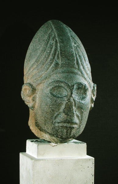 ಉತ್ತರ ಸಿರಿಯಾದ ಜಬ್ಬಿಲ್‌ನಿಂದ ಸಿ.1700-1600 BC (ಬಸಾಲ್ಟ್) (223210 ಸಹ ನೋಡಿ) ಟರ್ಕ್‌ನಿಂದ ಸಿರಿಯನ್ ದೇವರ ಮುಖ್ಯಸ್ಥ by Syrian Syrian