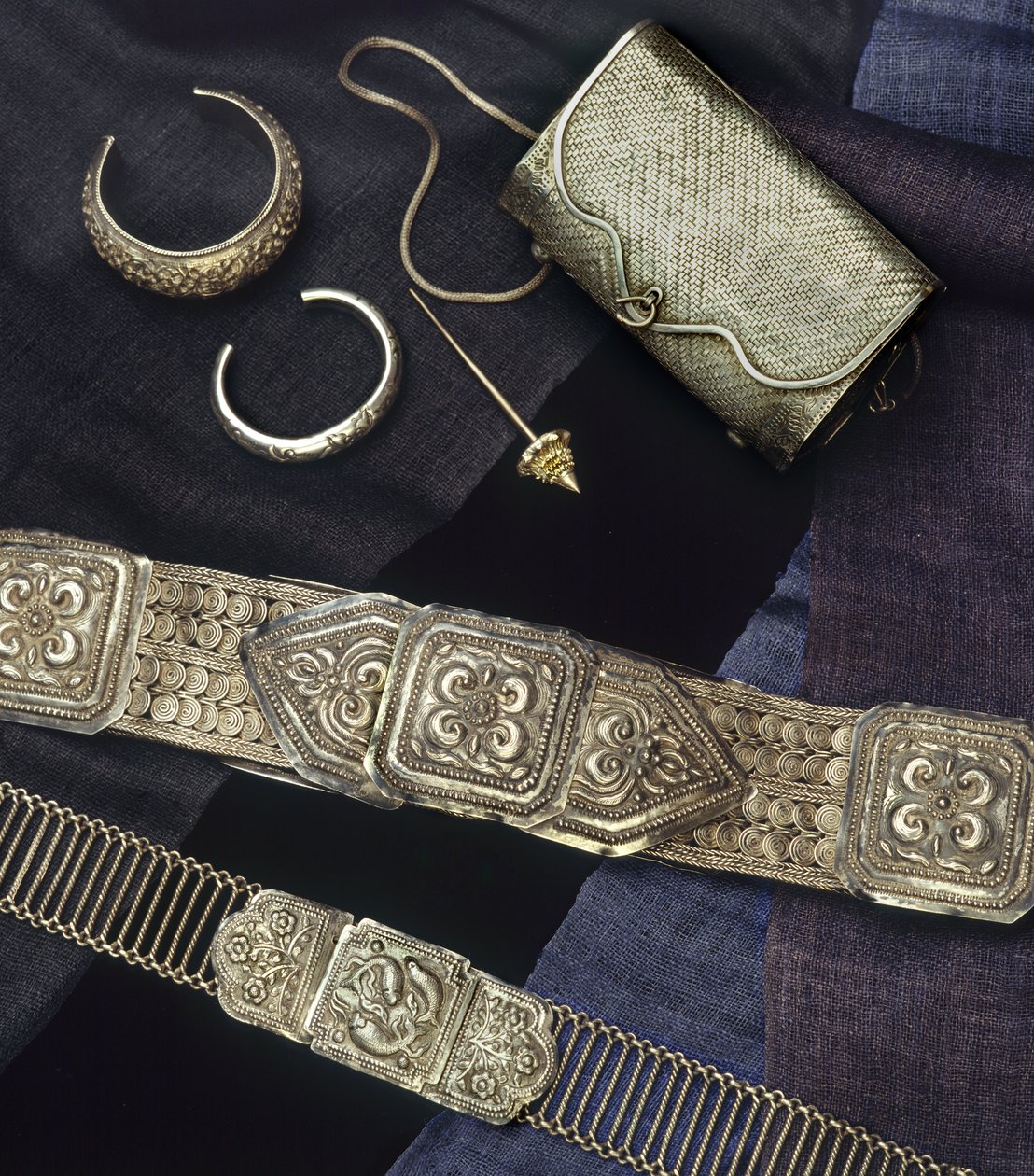 Mücevher, çanta ve kemerler, Tayland (gümüş) by Thai School
