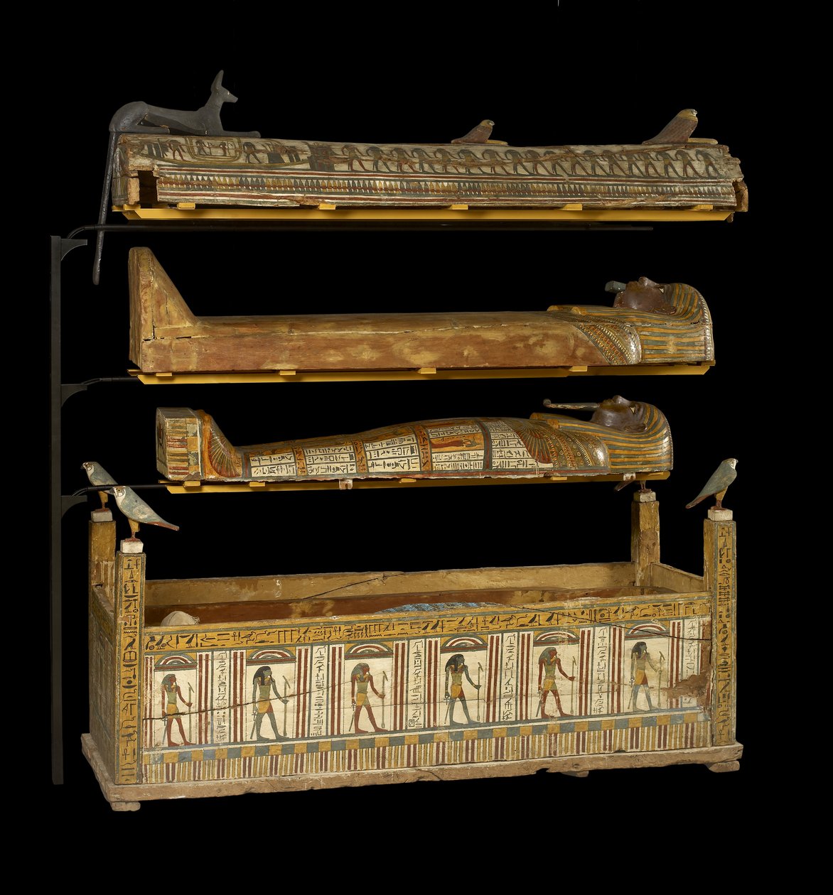 Djeddjehutefankh, iç tabutun ahşap ve kemiğinden tamamlanmış mumya by Third Intermediate Period Egyptian