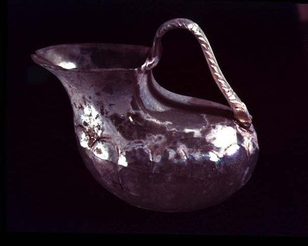 ಕುಡಿಯುವ ಕಪ್, 8 ನೇ-9 ನೇ ಶತಮಾನದ BC (ಗಾಜಿನ) ಟರ್ಕಿ by Third Intermediate Period Egyptian
