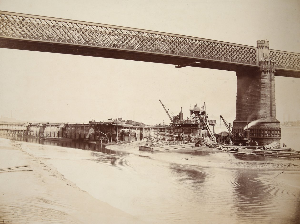 Runcorn Köprüsü, beton duvar yapmak (sepya fotoğraf) by Thomas Birtles
