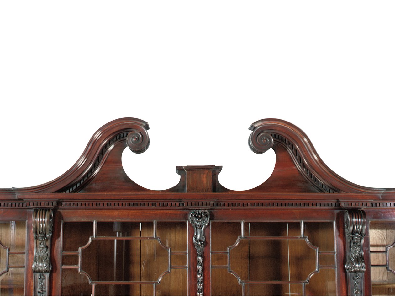 Bir George III ön kitaplık by Thomas Chippendale