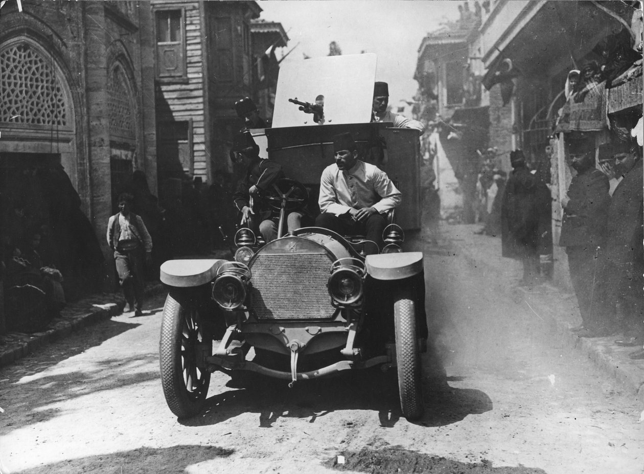 Genç Türklere ait zırhlı bir araç, 1909 by Thomas E. and Horace Grant Grant