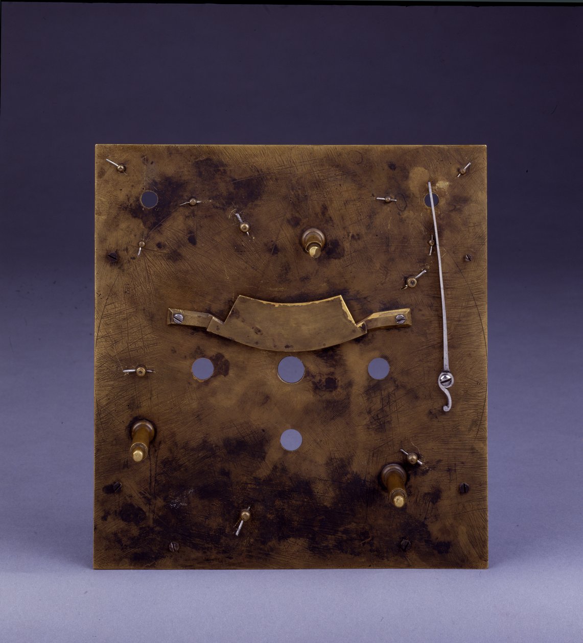 Minyatür bir çarpıcı braket saatinin detayı, no. 222, c.1695 by Thomas Tompion