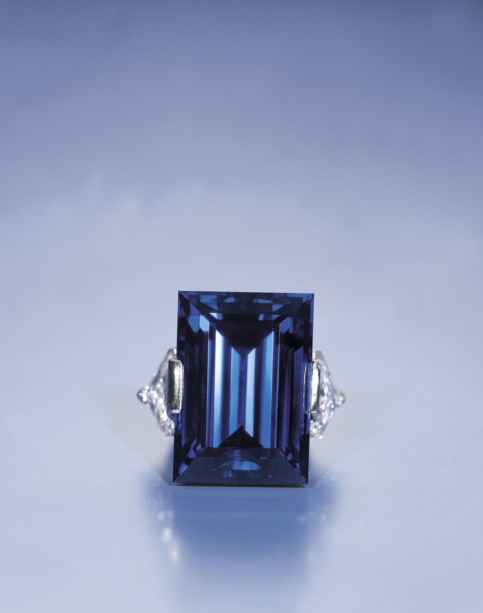 Rockefeller Sapphire (elmas, safir ve platin) by Tiffany and Company
