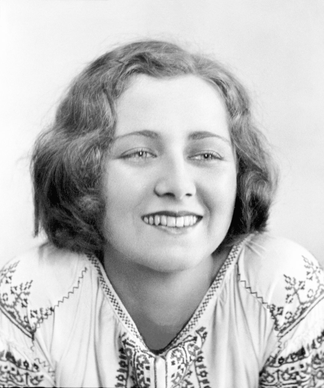 Ione Robinson, Meksiko, 1929 by Tina Modotti