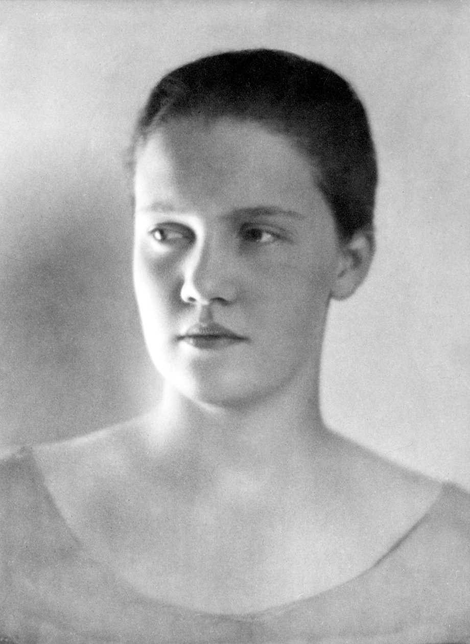 Maria Orozco Romero, Mexico City, 1925 dolayları by Tina Modotti