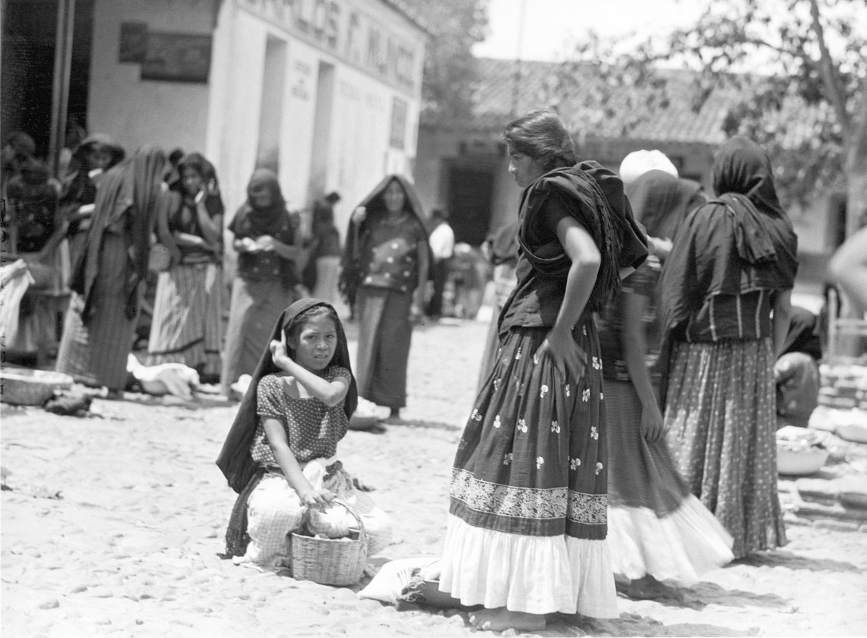 Tehuantepec Pazarı, Meksika, 1929 by Tina Modotti