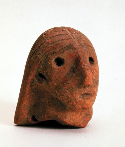 Bir kadın heykelciğinin başı, Krinichki, MÖ 4. binyıl (seramik) by Tripolye Tripolye