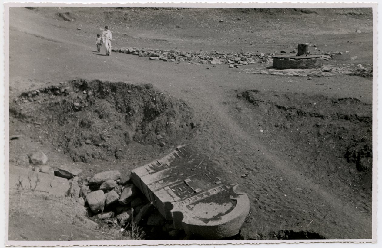 Stel parçaları, Axum, Etiyopya, fotoğraf: Ugo Monneret de Villard by Ugo Monneret de Villard