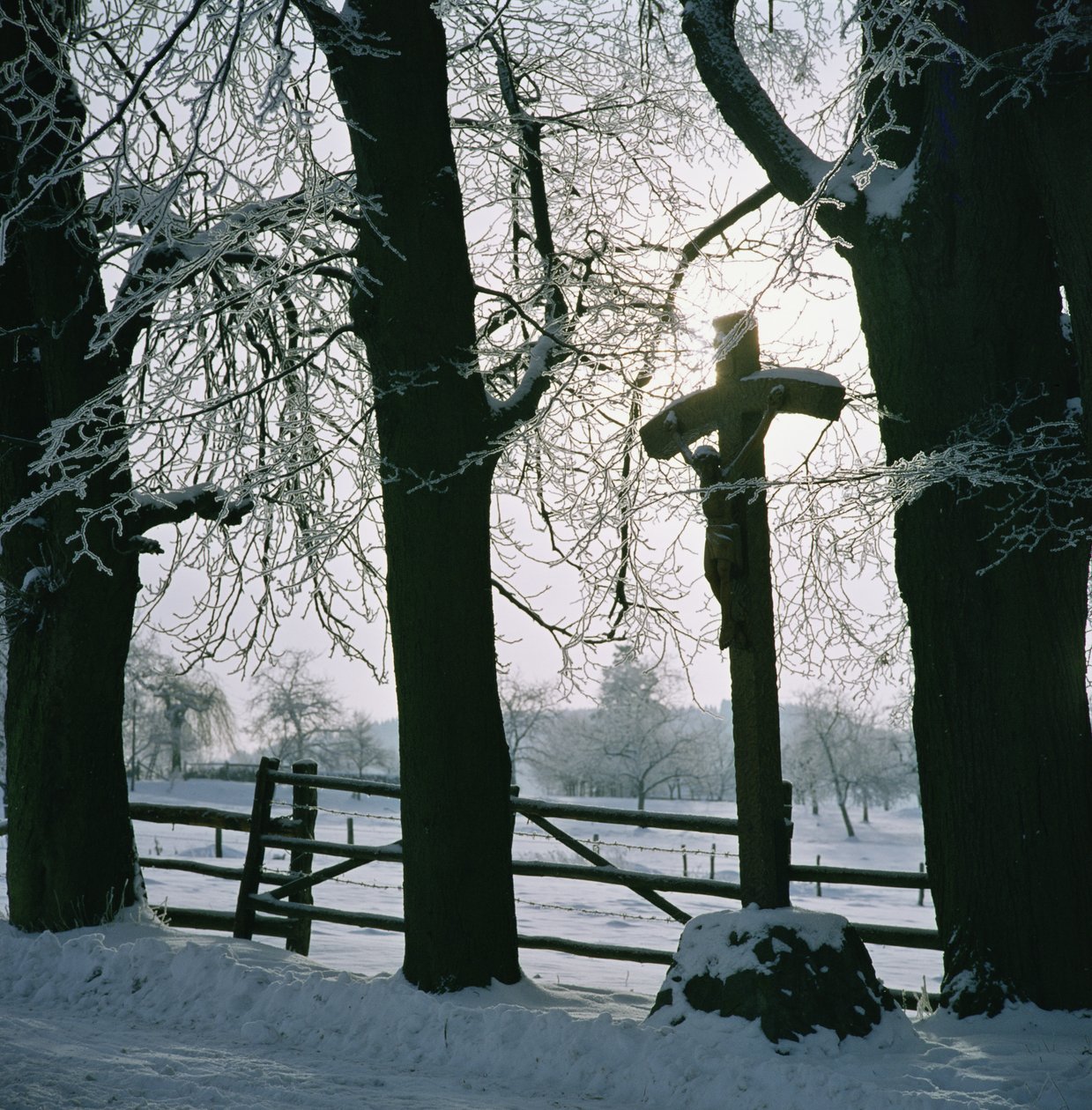 Winterberg, Almanya yakınlarındaki Karda Çapraz by Unbekannt Unbekannt