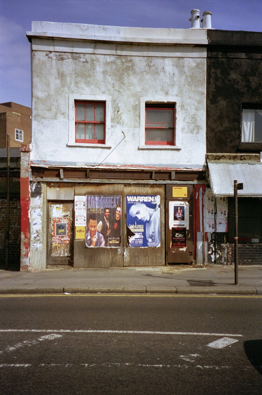 Empty Shop, Kensal Green, 1995  by Unbekannt Unbekannt