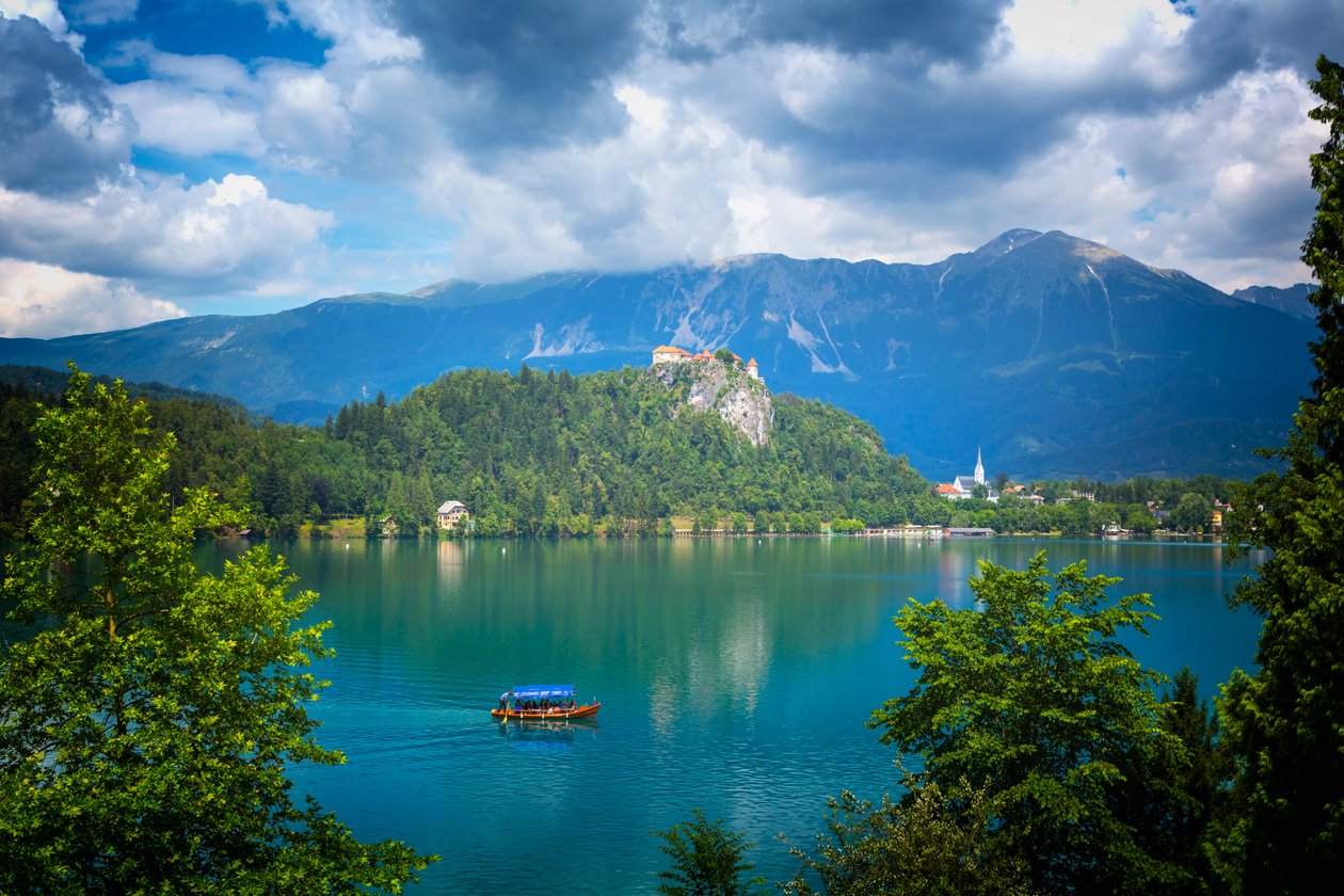 Bled Gölü, Slovenya. by Unbekannt Unbekannt