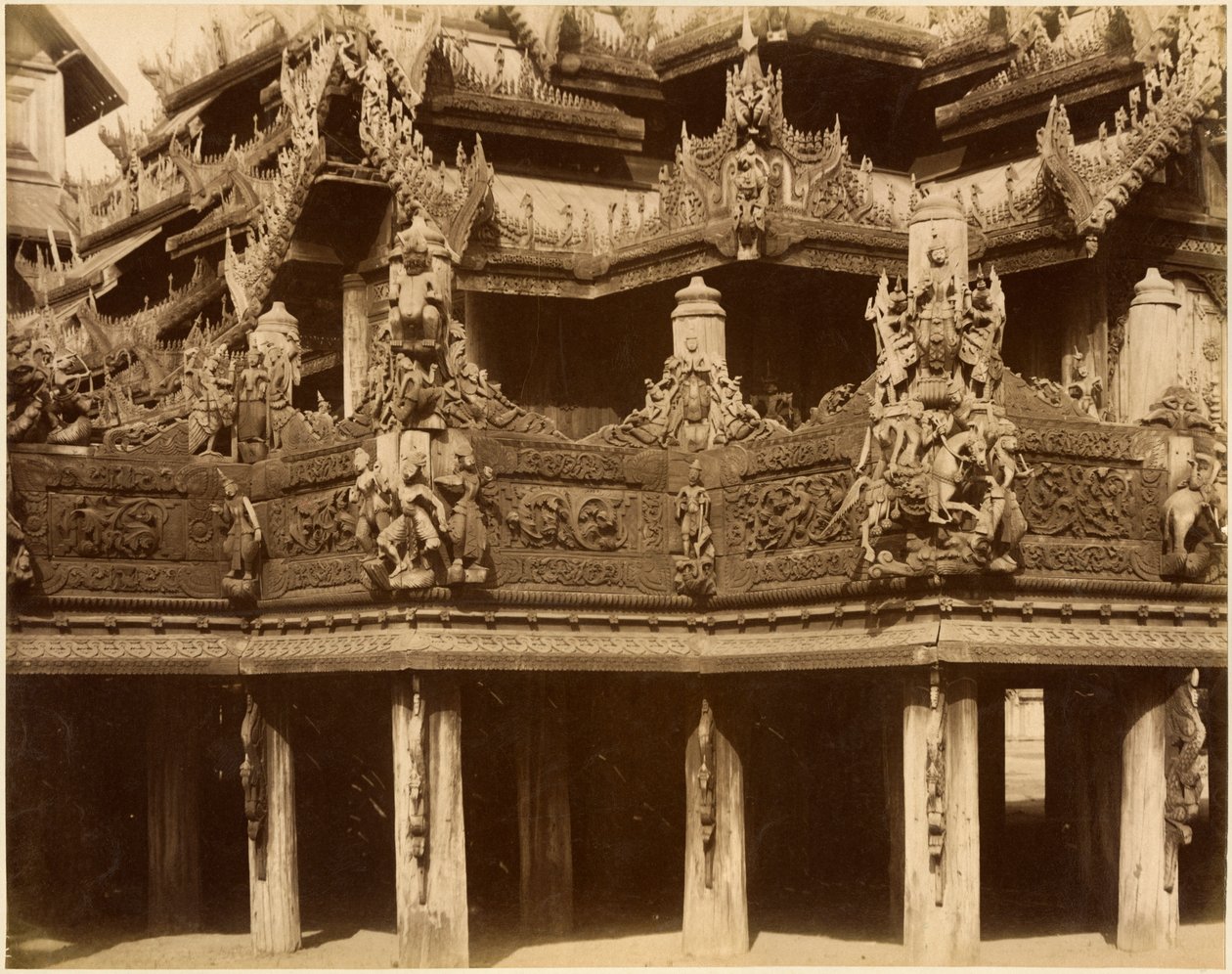 Manastır veya Pagoda, detay, muhtemelen Mandalay, 19. yüzyıl sonu (albüm baskısı) (bw fotoğraf) by Unbekannt Unbekannt