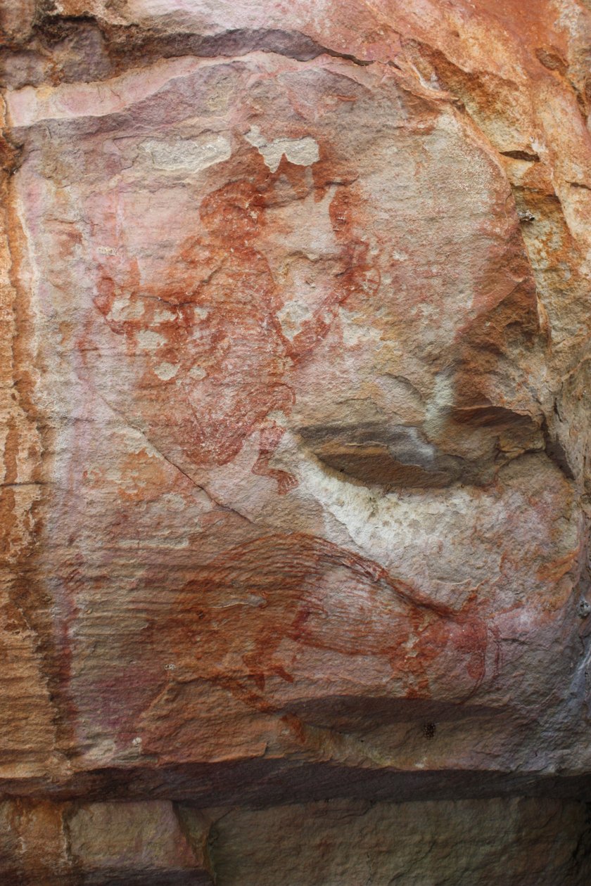 Kırmızı insan figürü ve wallaby by Unbekannt Unbekannt