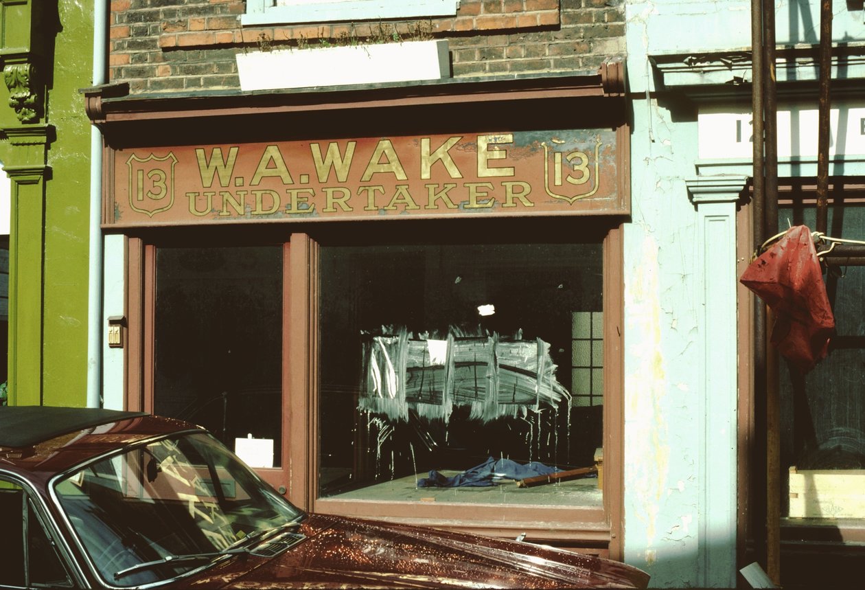 Müteahhitlerin dükkânı, Londra, 1977 by Unbekannt Unbekannt