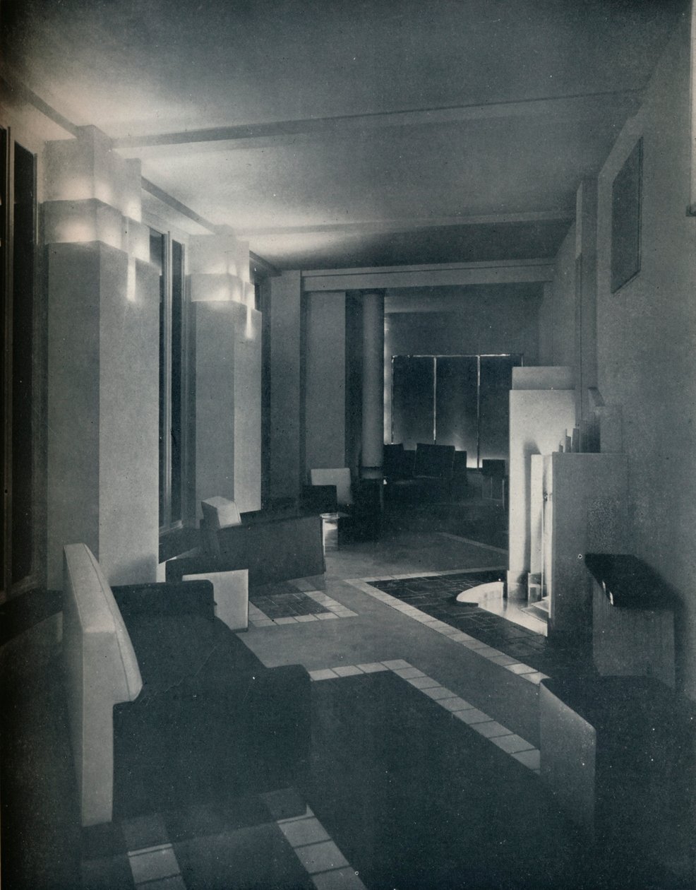 1930
