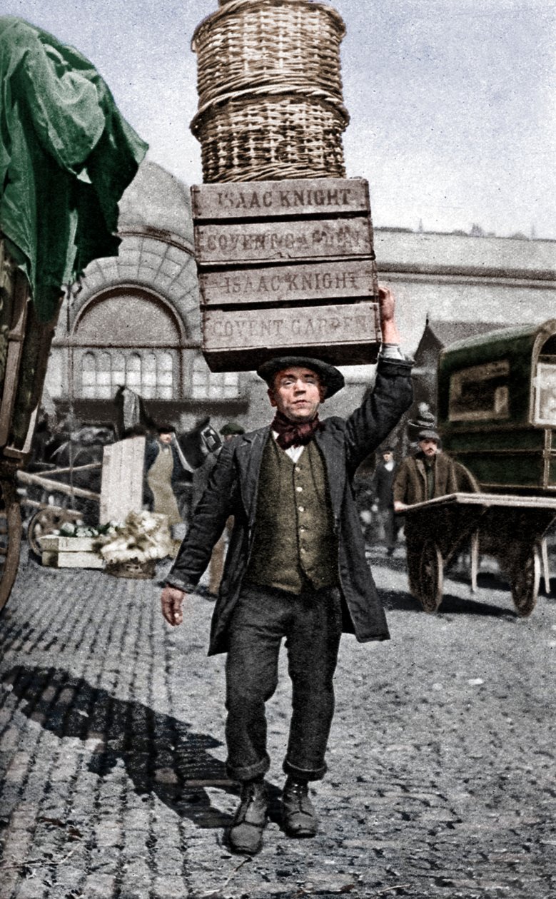 Bir Covent Garden pazar kapıcısı, Londra, c1922. by Unbekannt