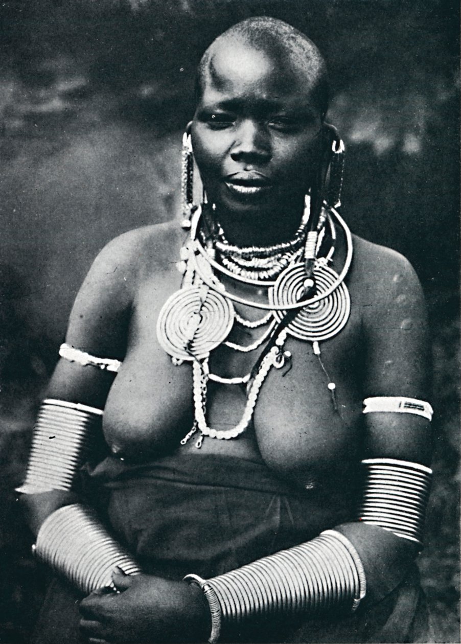 Bir Masai matronu, 1912 by Unbekannt