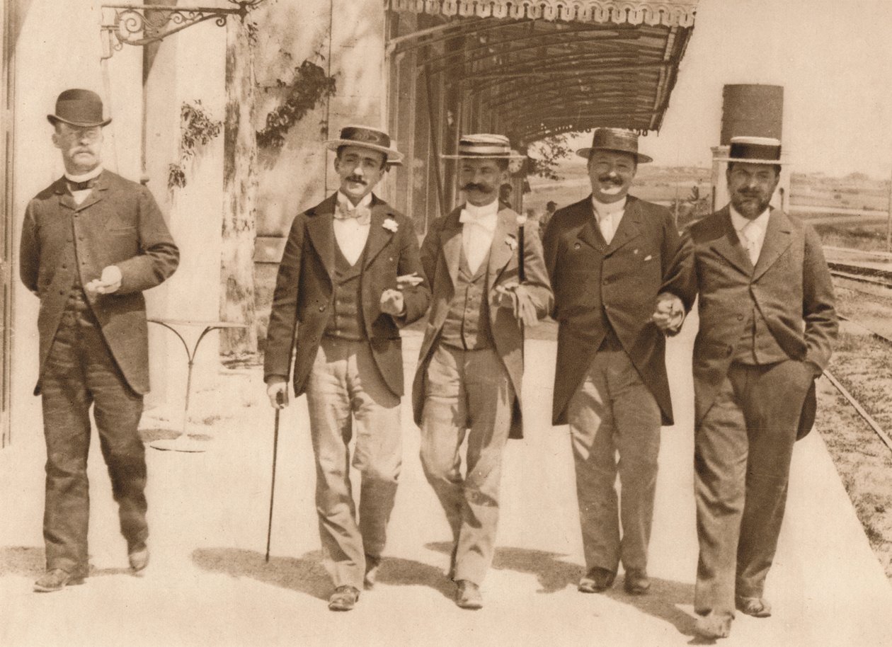 Yürüyen bir grup bey, 1937 by Unbekannt