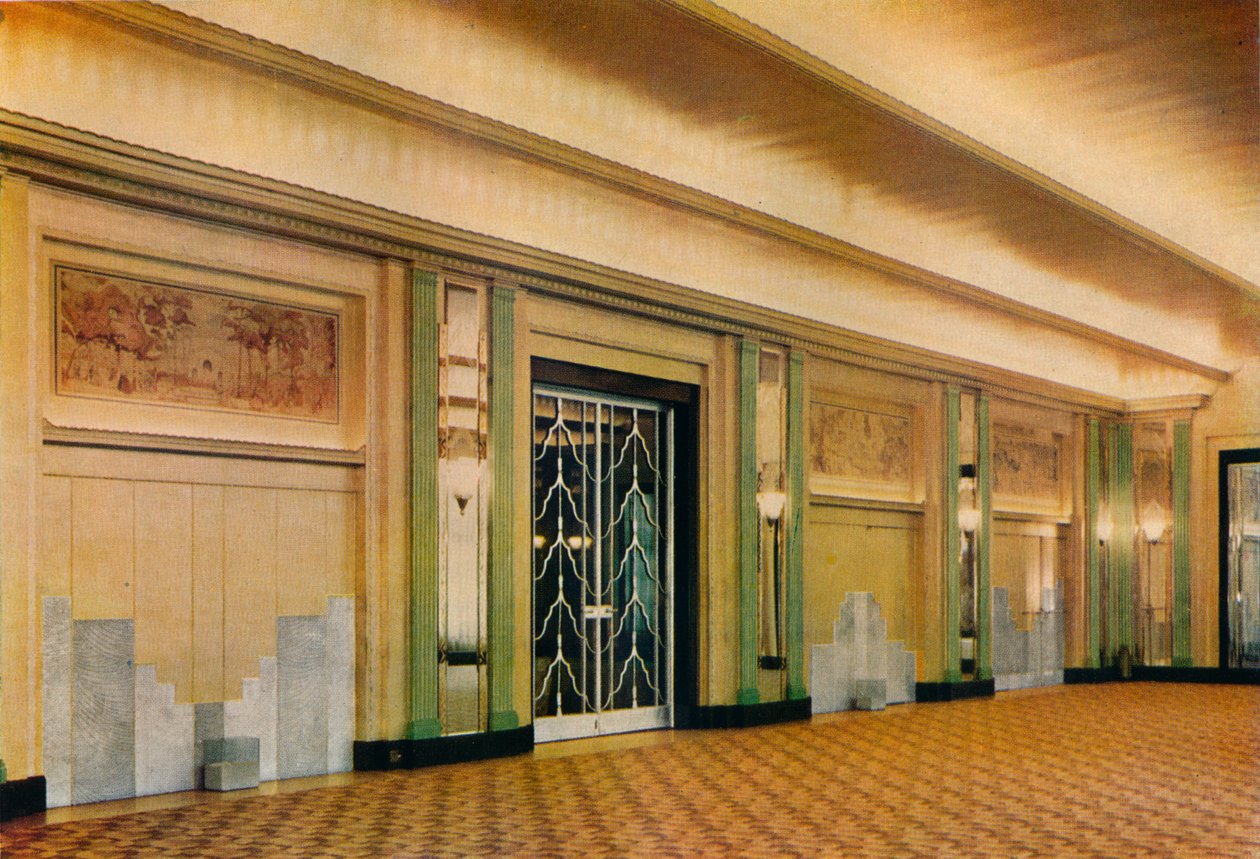 Oswald P. Milne tarafından tasarlanan Claridges Hotel
