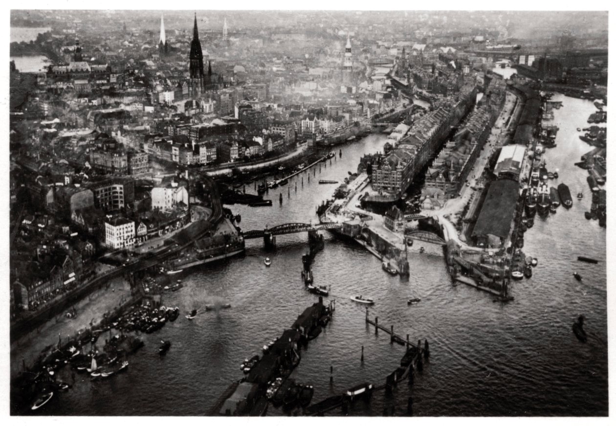 Hamburg limanının havadan görünümü, Almanya, bir Zeplin