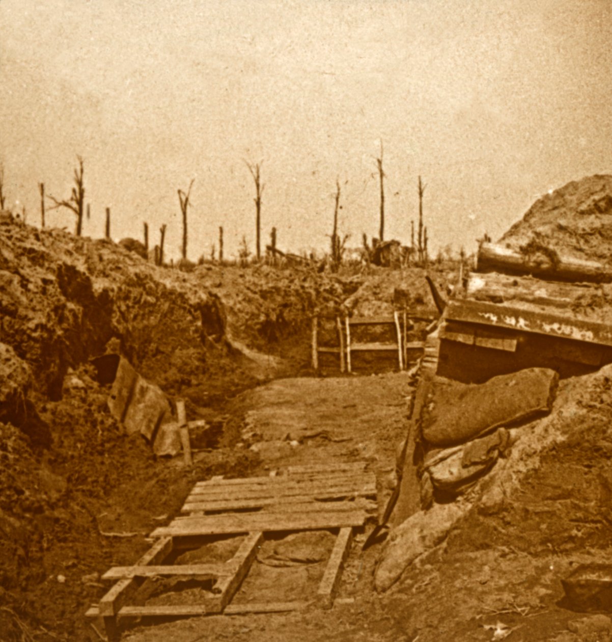 Bombardımandan sonra, c1914-c1918 by Unbekannt