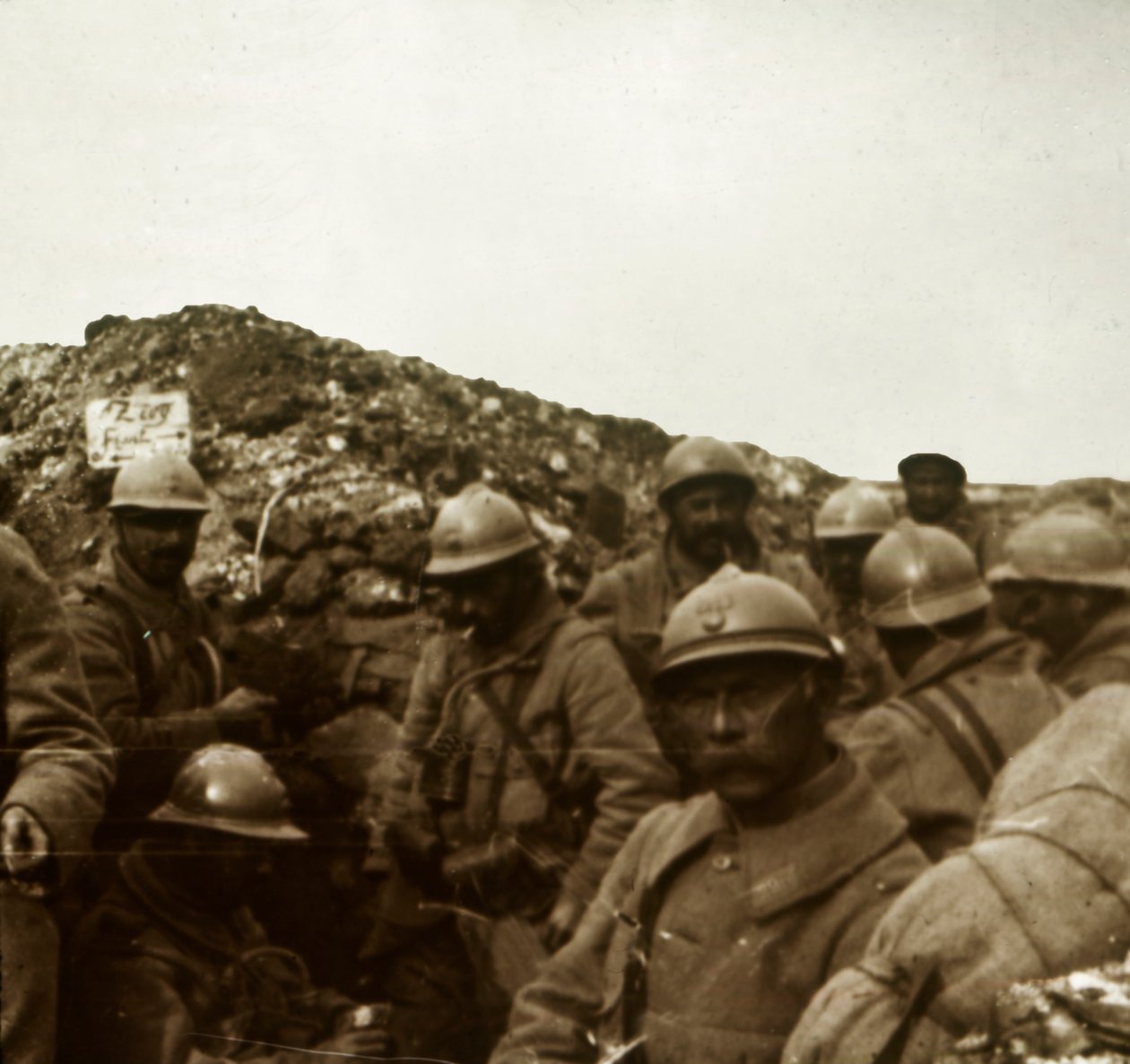 Saldırıdan sonra, Artois, kuzey Fransa, c1914-c1918 by Unbekannt