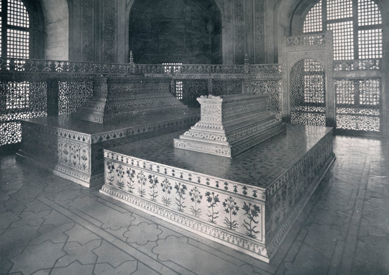 Agra, Tac