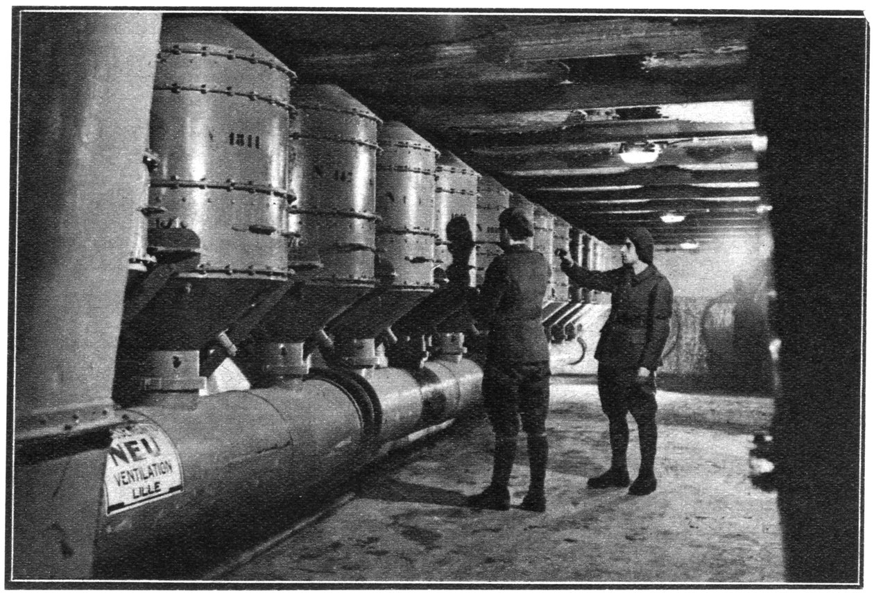 Hava filtreleri, Maginot Line, Fransa, 1939 by Unbekannt