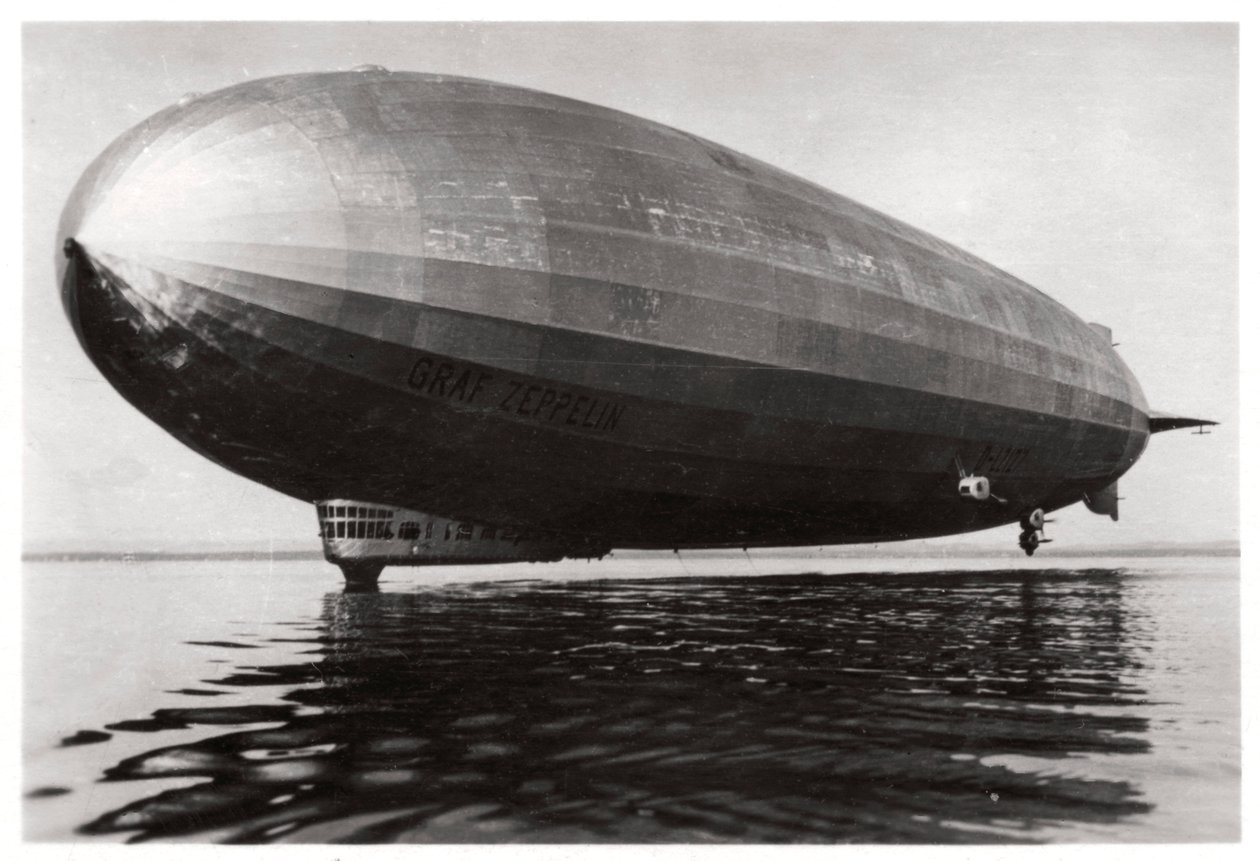 LZ127 Graf Zeppelin zeplin Konstanz Gölü
