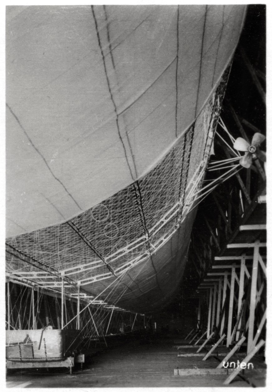 Zeplin LZ1 Graf Zeppelin yapım aşamasında, 1899 1933 by Unbekannt