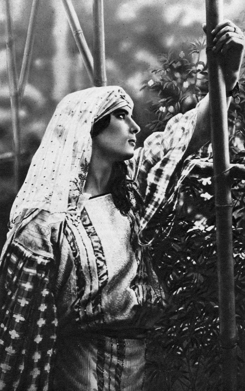 Cezayirli kadın, 1922 by Unbekannt