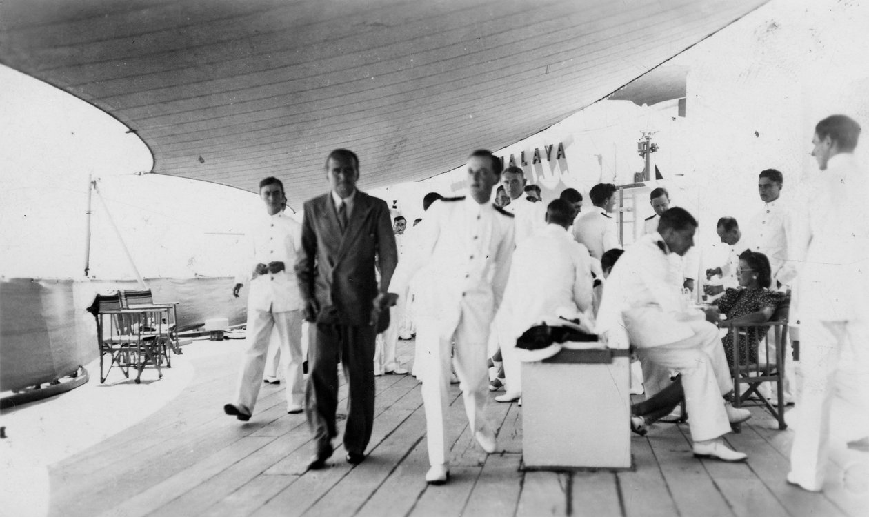 Amerikalı aktör ve film yönetmeni Douglas Fairbanks, Sr, HMS Malaya, Venedik, İtalya 1938