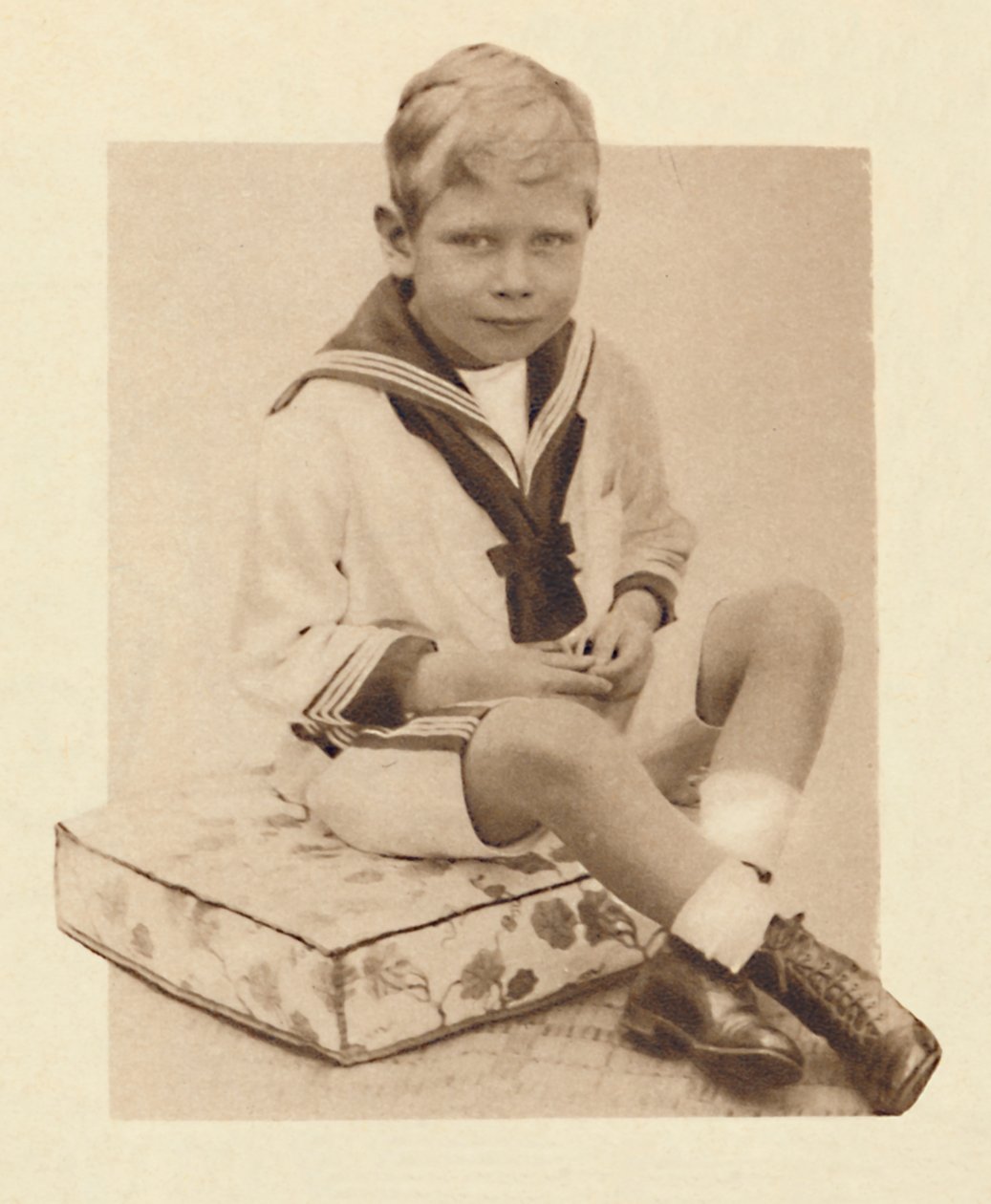 Müstakbel bir kariyer göstergesi: Denizcilere uygun Prens Albert, c1900, 1937 by Unbekannt